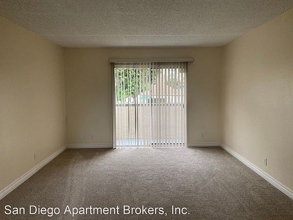 4th image of 950 Somagnolia Ave #34