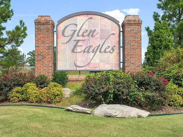 Glen Eagles Duplexes — Photo 16