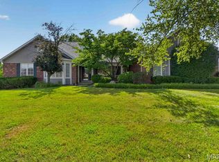 503 Malinmor Dr, Weldon Spring, MO 63304