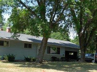 3720 Riverview Dr, Eau Claire, WI 54703