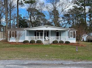 570 Surfwind Dr W, Murrells Inlet, SC 29576