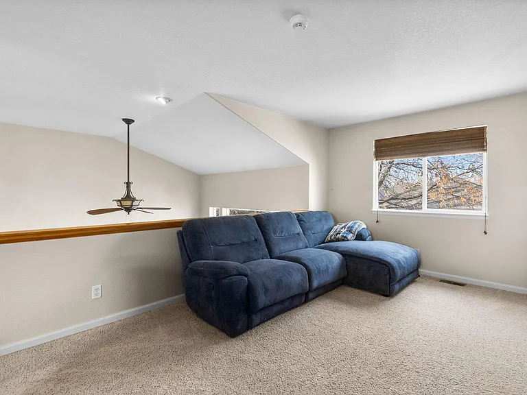 2771 Calkins Pl — Photo 29