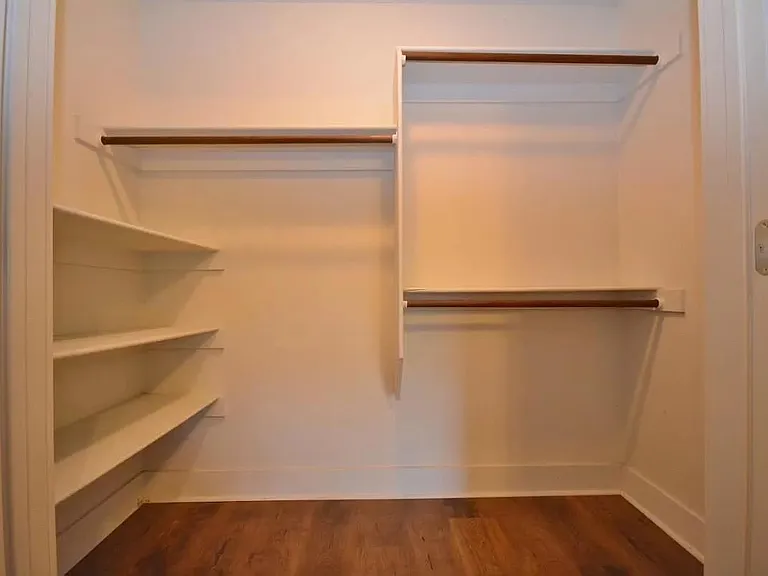 922 W Hughes St #4 — Photo 7