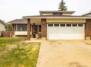 85th St NW #2208, Edmonton, AB T6K2L5