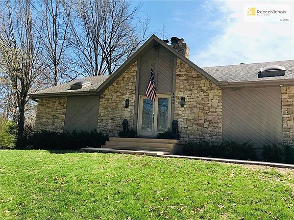 2nd image of 1509 NW Weatherstone Ct