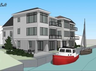 387 S Island Dr, Rocky River, OH 44116