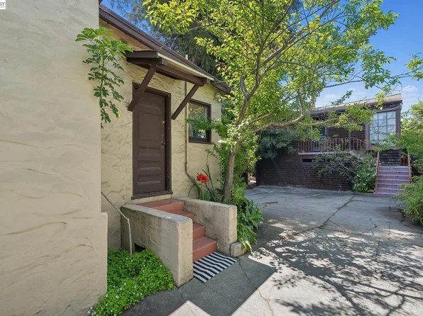 4989 Shafter Ave, Oakland, CA 94609