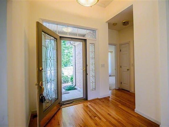 3rd image of 2865 Fairways Dr