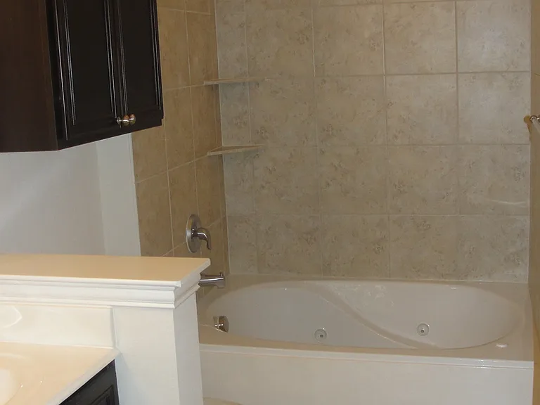 6608 Rutherford Rd — Photo 11