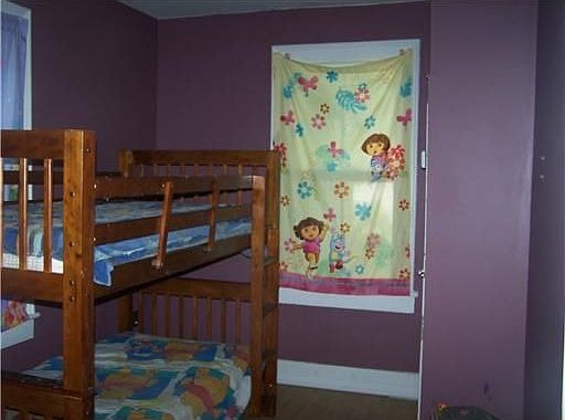 5th image of 15 Riverview St