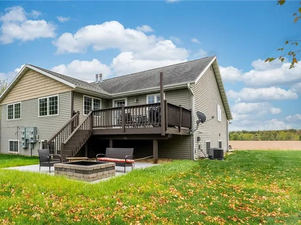 900 West Chippewa Street, Cadott, WI 54727