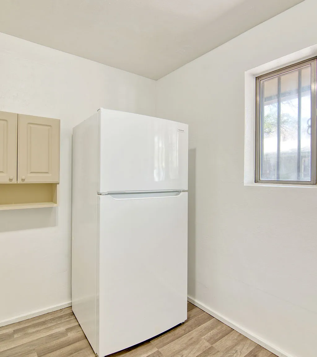 2 bed, 650 sqft, $850 — Photo 3