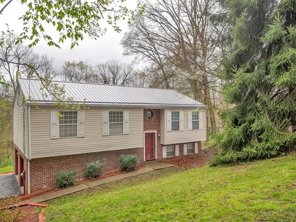 211 Teakwood Rd, Butler, PA 16001