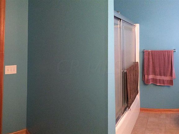 3rd image of 4446 Meadowgrove Dr