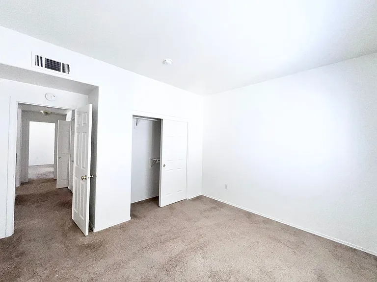 2121 Echo Bay St #204 — Photo 18