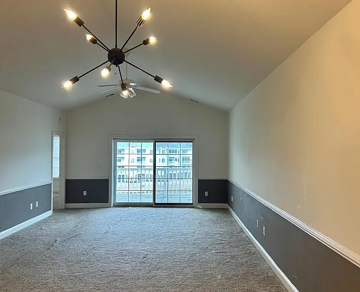 4837 Luster Leaf Cir #404 — Photo 4