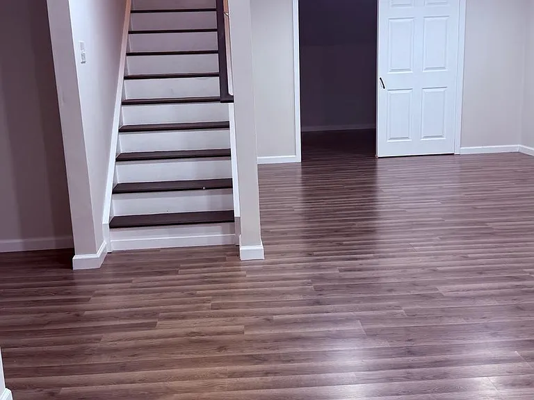 220 Roebling St — Photo 16