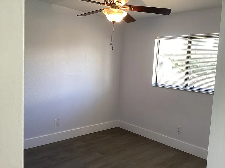 Smaller bedroom