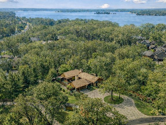 2nd image of 20545 Linden Rd