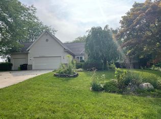 6132 Covered Wagons Trl, Flint, MI 48532