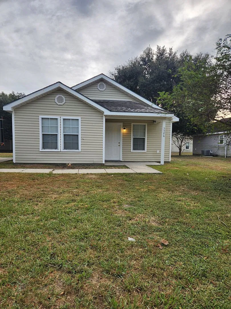 House for Rent — Photo 1