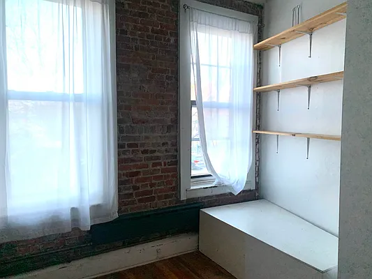 Rented by Cooper & Katz RE Corp | media 18