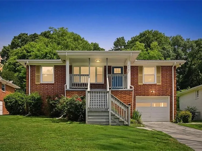 2705 Lincoln Ct NW — Photo 24