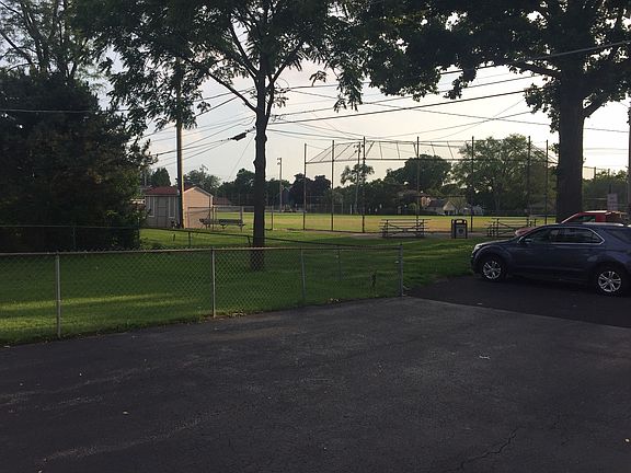 4th image of 309 Burchell Ave