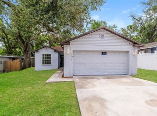 8719 N 48th St, Tampa, FL 33617