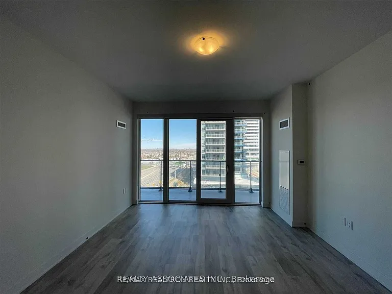 4675 Metcalfe Ave #509 — Photo 8