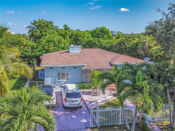 225 NE 48th St, Miami, FL 33137