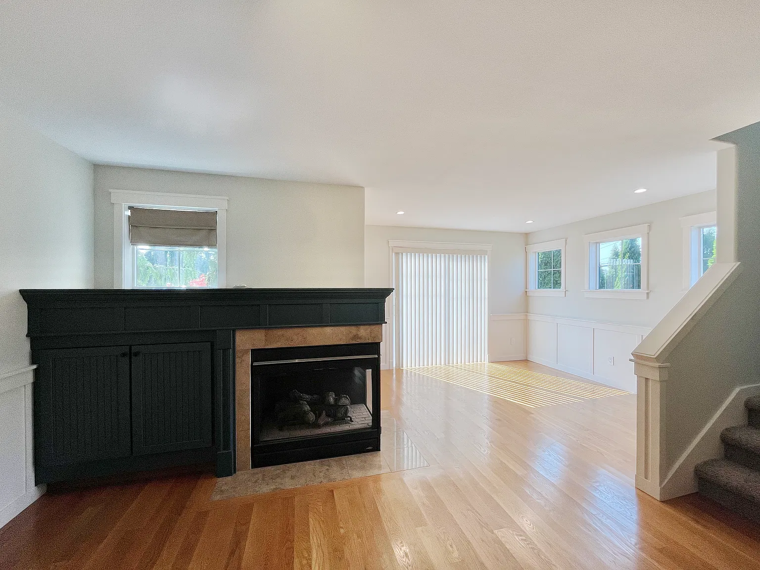 3 bed, 2.5 bath, 1546 sqft, $3,150 — Photo 4