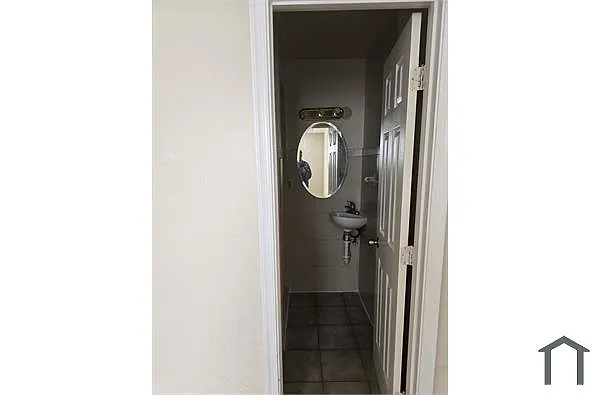 Building Photo - 1411 Perry Pl NW #2