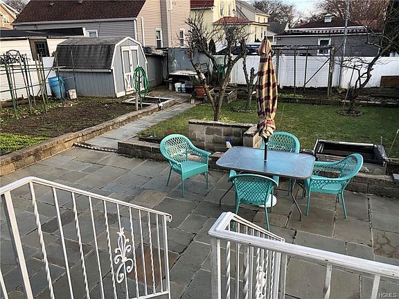 4th image of 1125 Halstead Ave #1