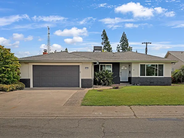 6788 9th Ave, Sacramento, CA 95820