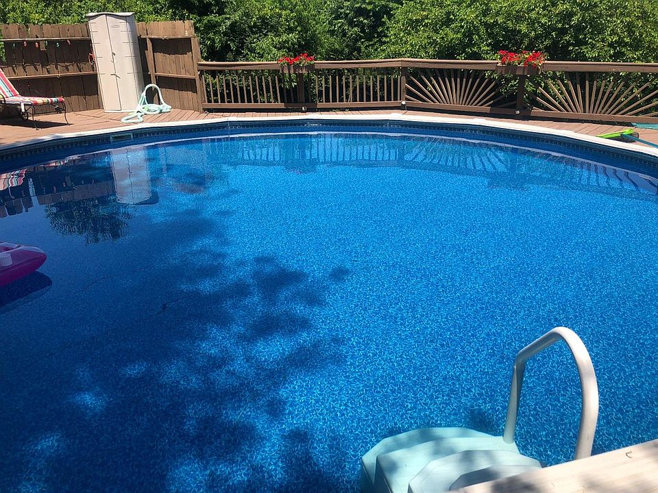 1st image of 2114 Mercer Dr