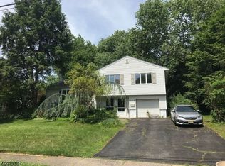 236 Jeffer St, Ridgewood, NJ 07450