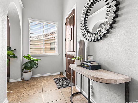 2nd image of 4002 Woodbridge Way