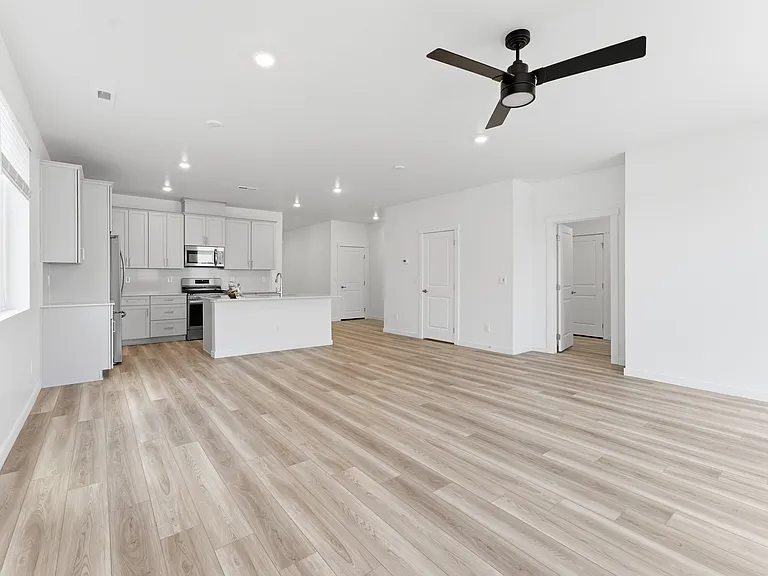 162 W Great Bear St — Photo 13