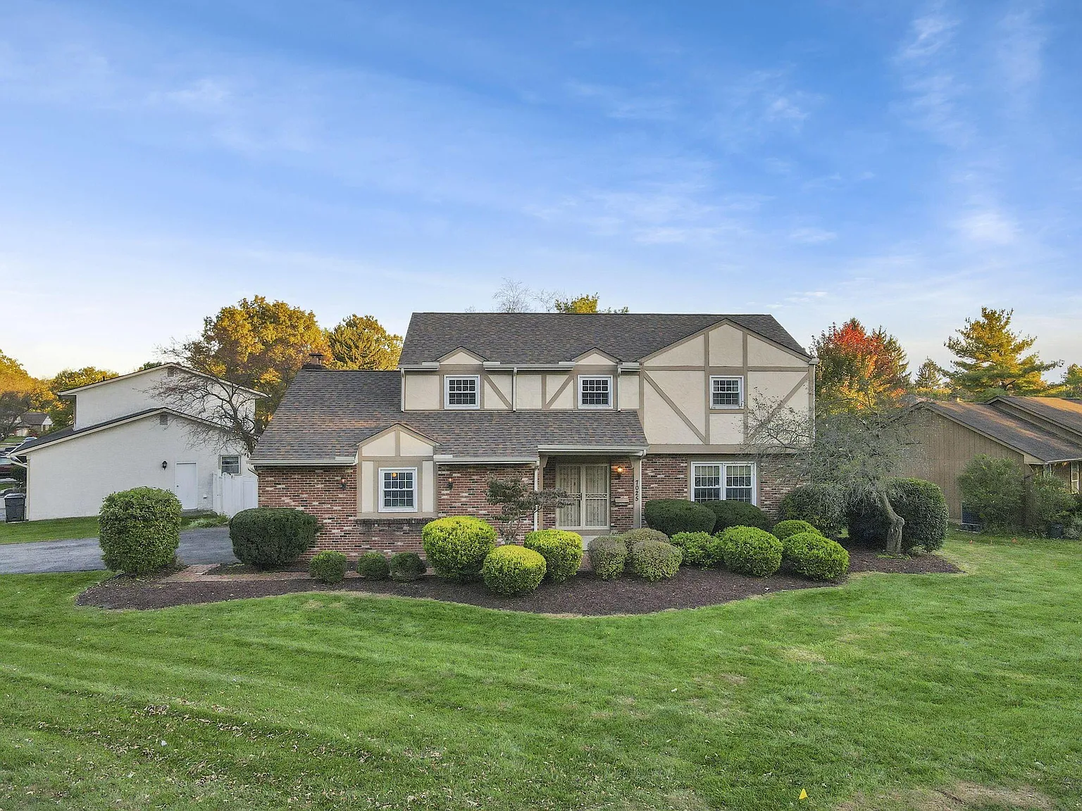 7025 White Butterfly Ln photo 1