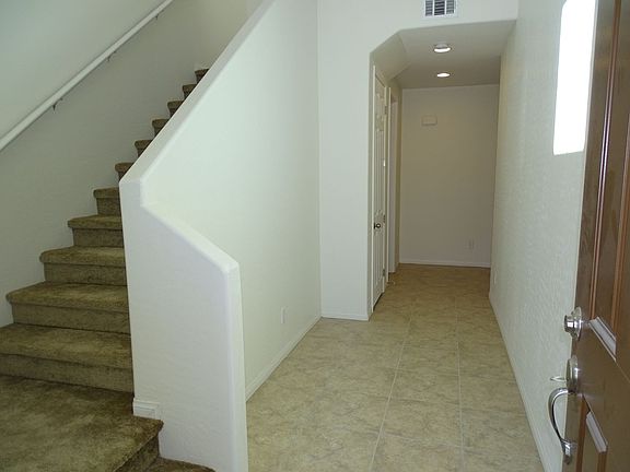 3rd image of 7037 Stockton Dunes St