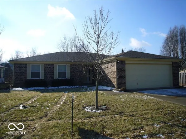 3441 Crickwood Dr, Indianapolis, IN 46268