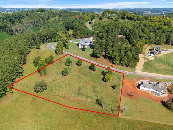 3rd image of 141 Overlook Way