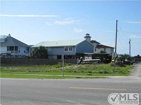 4th image of 600 E Gulf Beach Dr