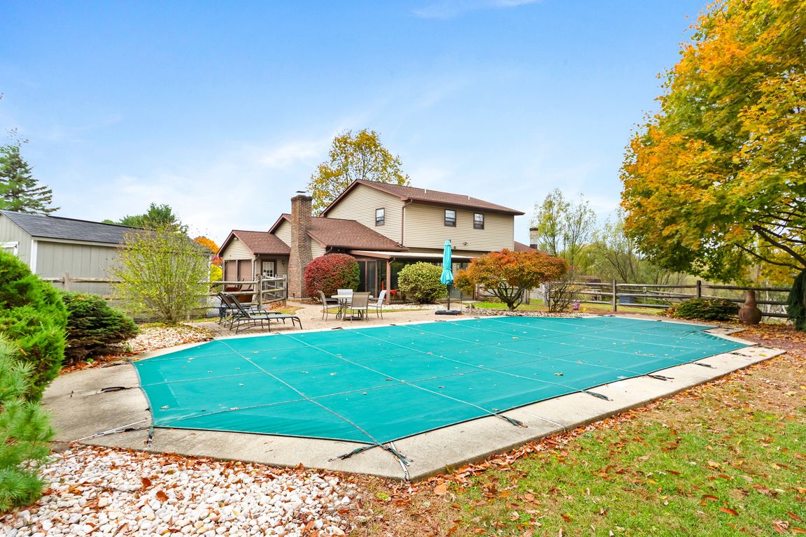 next background image