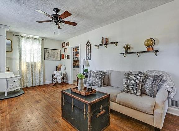 4th image of 308 Byswick Ln