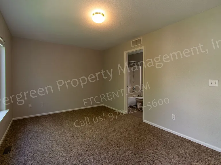 3326 Warren Farm Dr — Photo 25