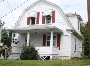 933 Idaho St, Akron, OH 44314
