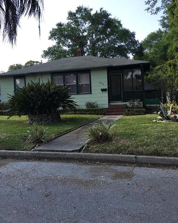 1st image of 3225 Liberty Cir