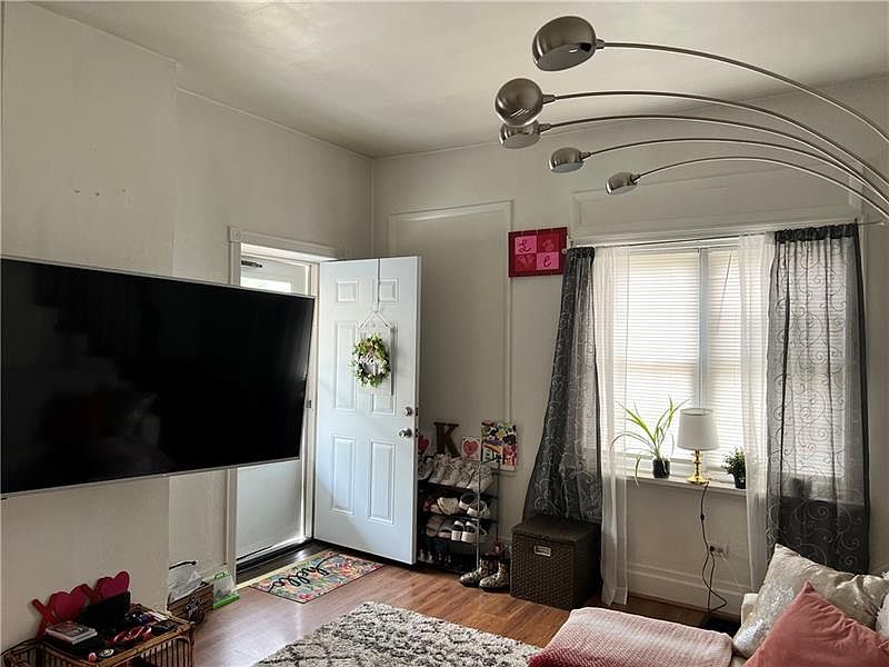 204208 4th St, Freeport, PA 16229 Zillow